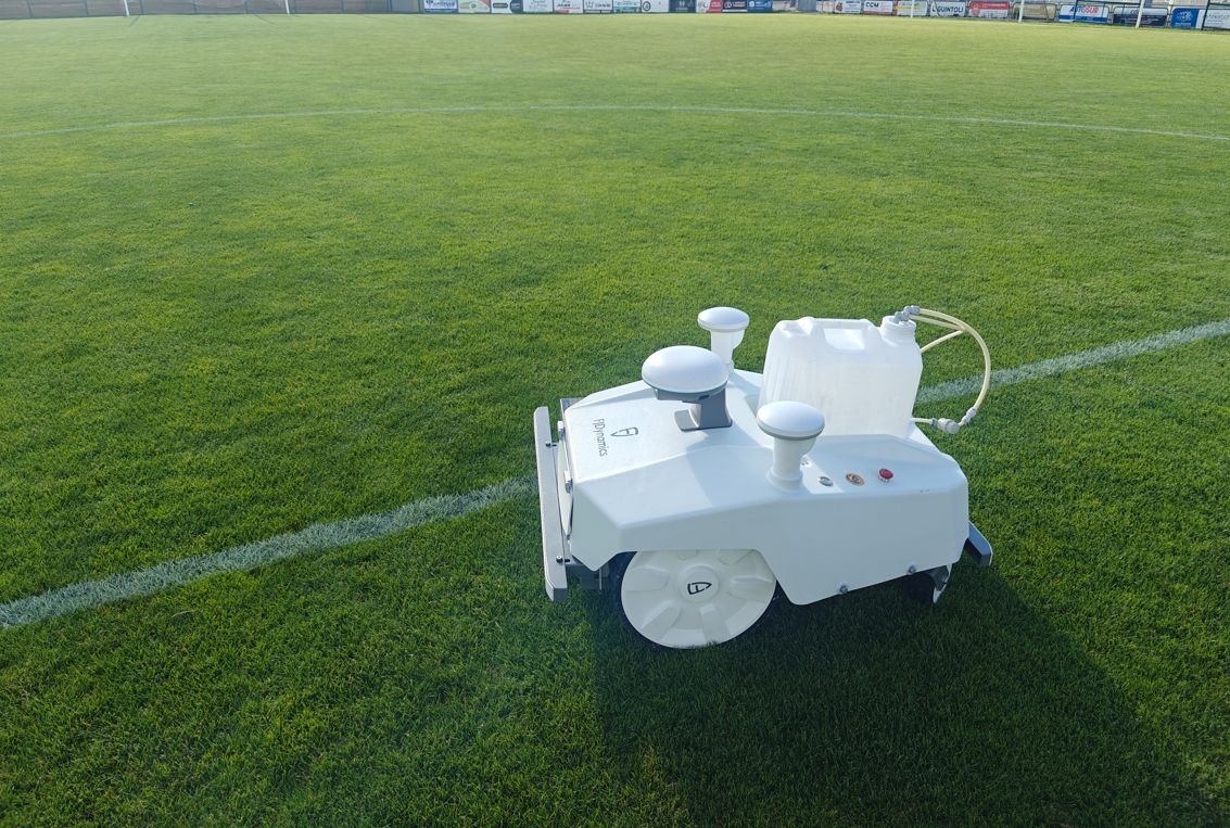 FJD PaintMaster ™ Pro RLM01 Robotic Line Marker